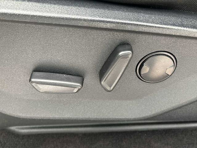 Certified 2022 Ford F150 XLT w/ Equipment Group 302A High image 33