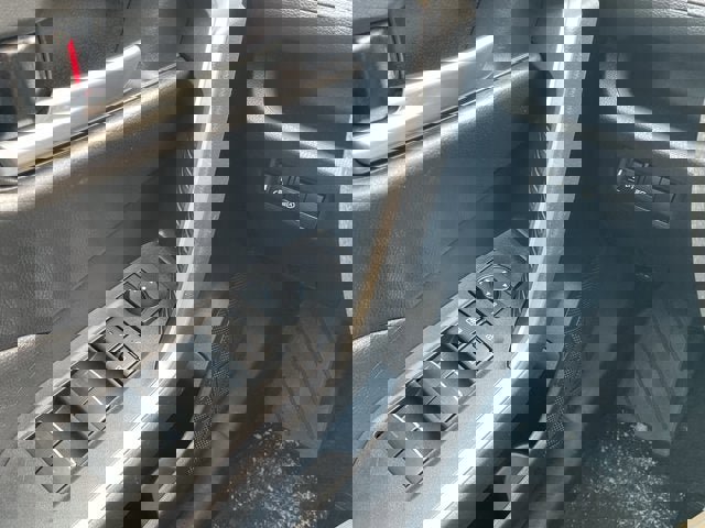 Used 2023 Toyota RAV4 XLE AWD/4WD image 18