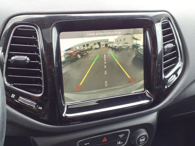 Used 2021 Jeep Compass Limited w/ Sun and Sound Group AWD/4WD image 29