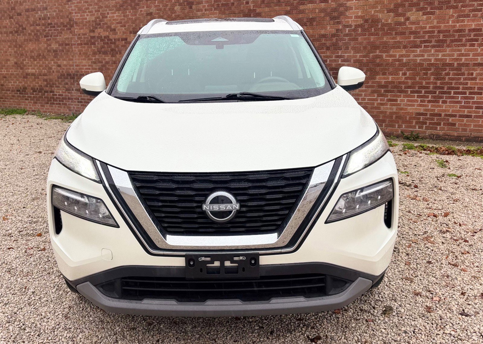 Used 2023 Nissan Rogue SV w/ SV Premium Package image 8