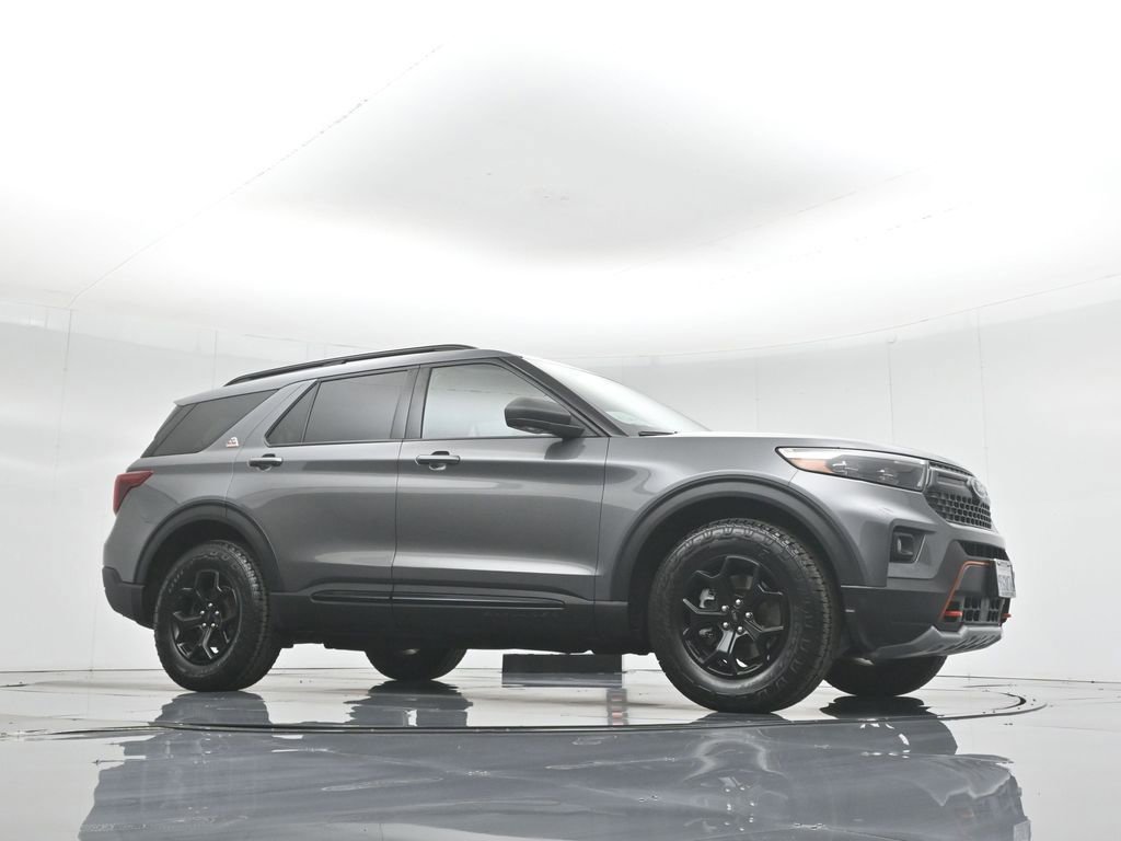 Certified 2022 Ford Explorer Timberline image 2