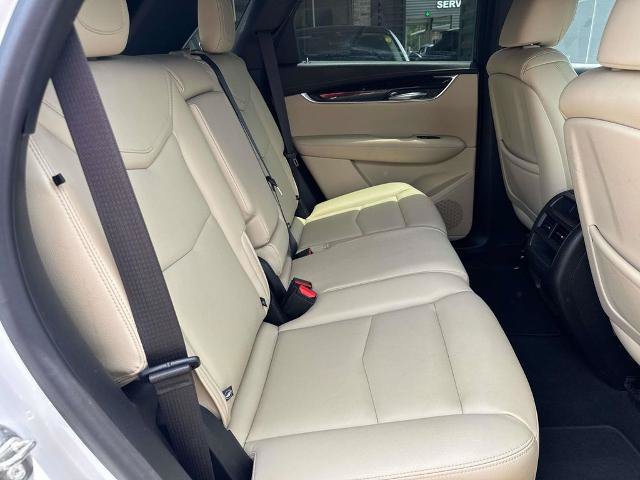 Used 2019 Cadillac XT5 FWD image 9
