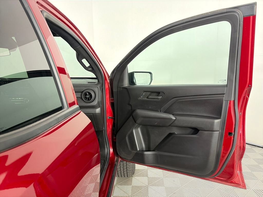 Used 2023 Chevrolet Colorado Trail Boss w/ Advanced Trailering Package image 30