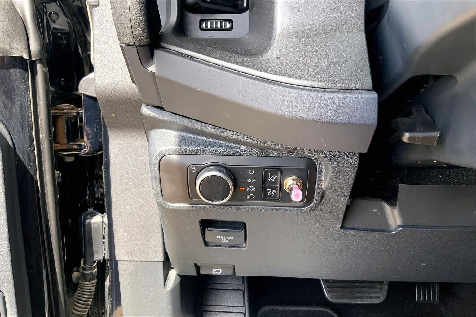 Certified 2025 Ford Bronco Big Bend AWD/4WD image 36