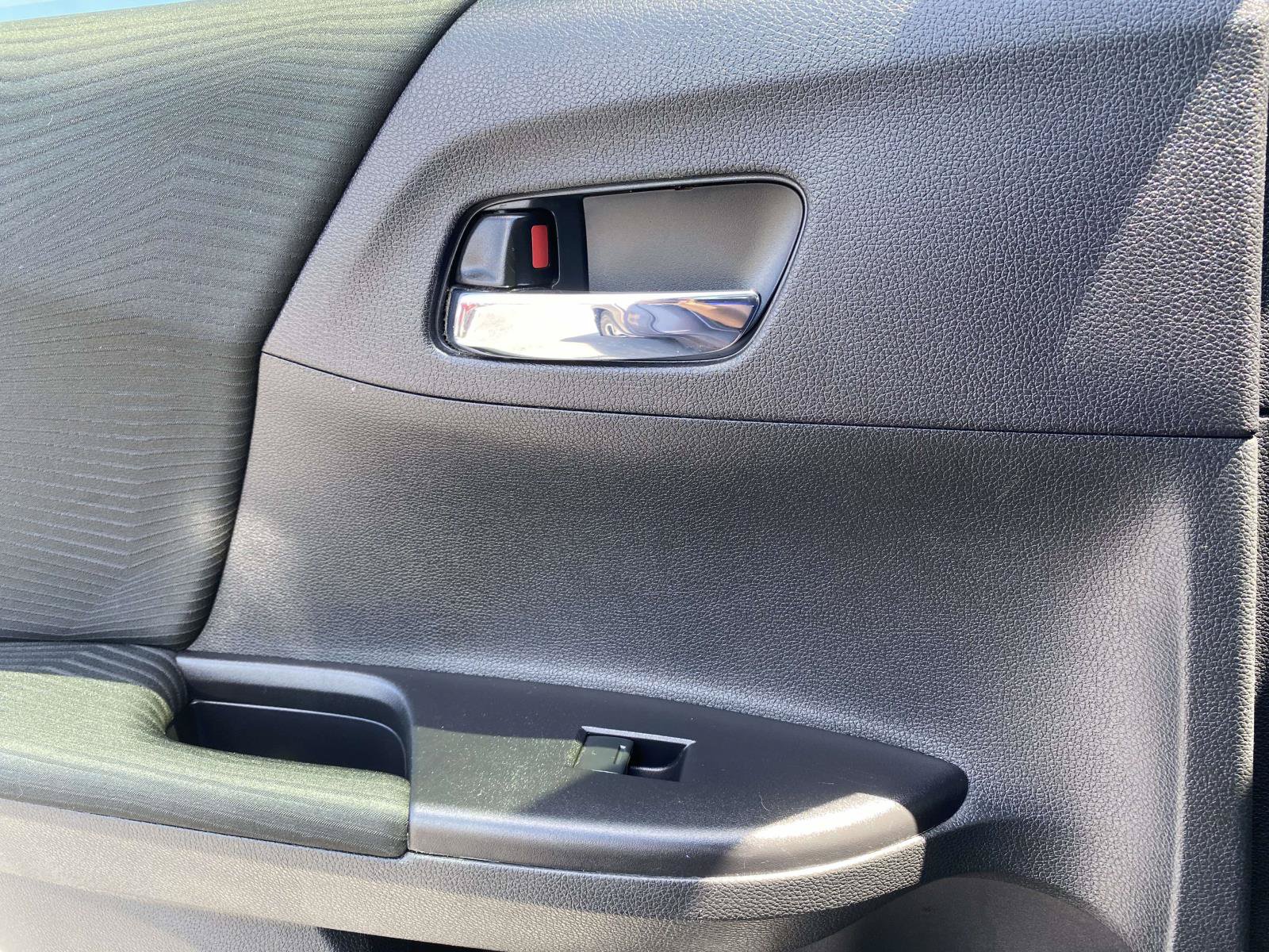 Used 2017 Honda Accord LX image 13