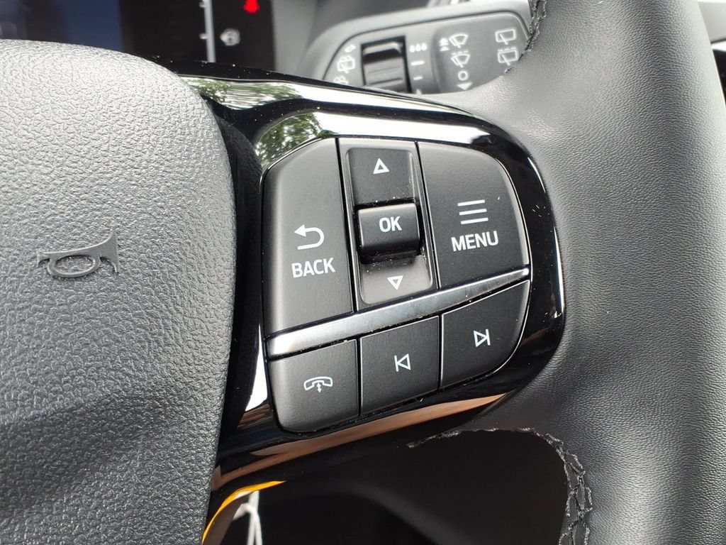 Certified 2023 Ford Escape Active AWD/4WD image 9