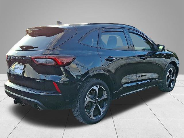 Certified 2023 Ford Escape ST-Line Elite w/ Premium Technology Package image 5