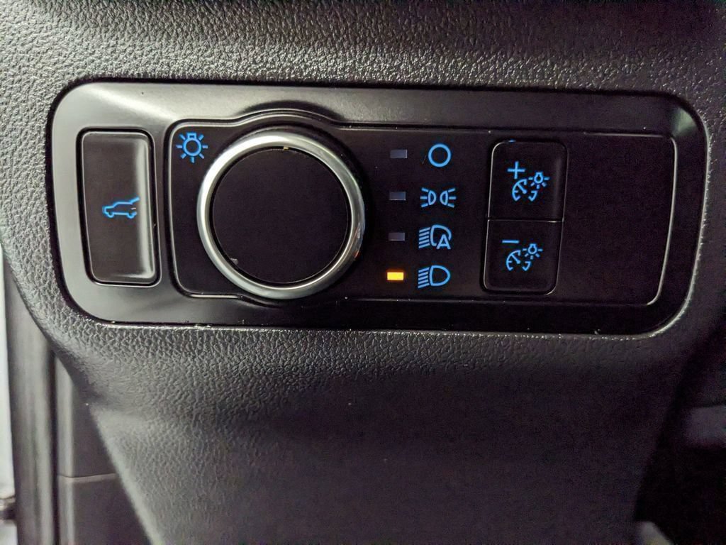 Certified 2024 Ford Escape ST-Line AWD/4WD image 31