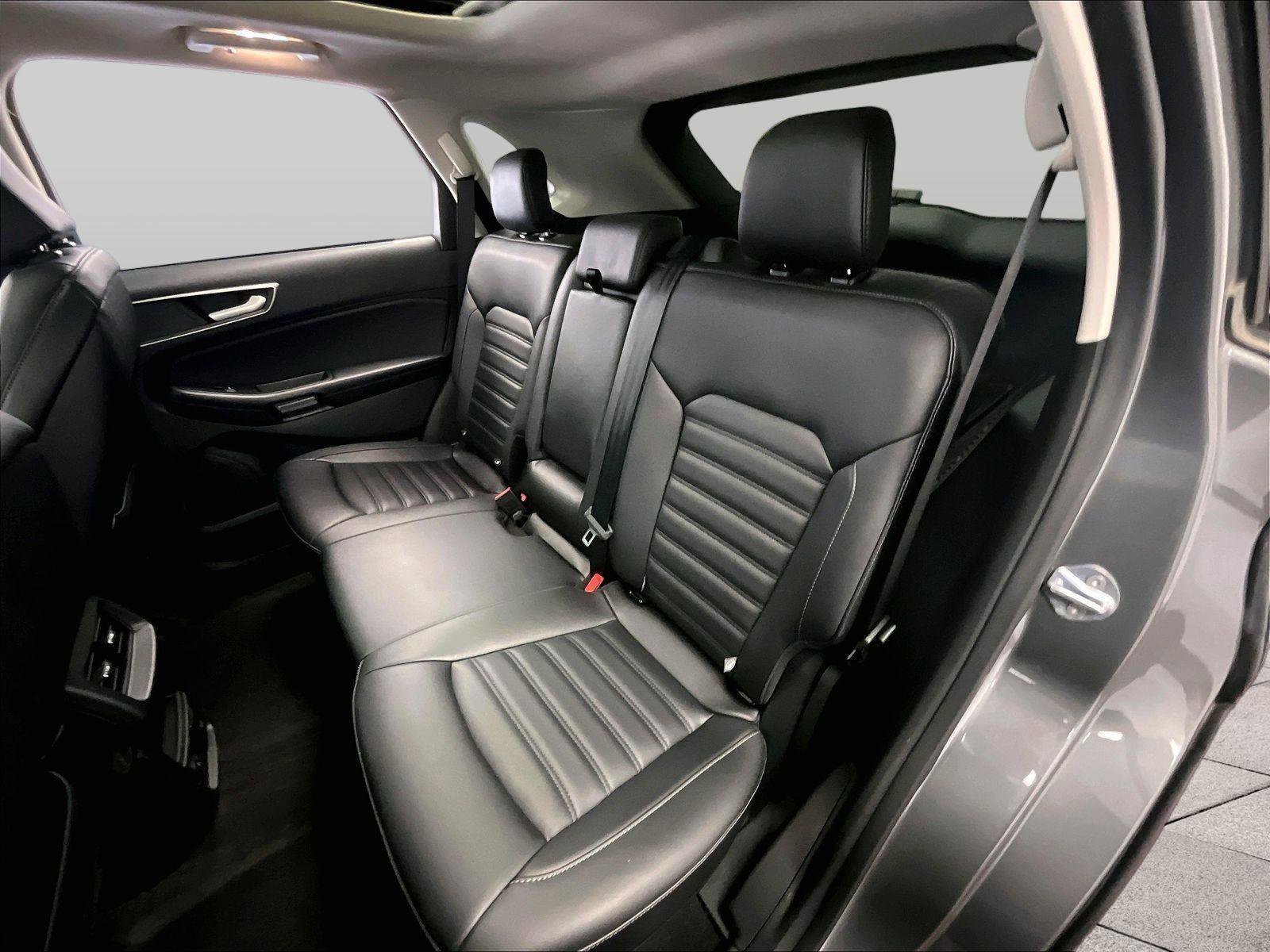 Certified 2024 Ford Edge SEL w/ Convenience Package AWD/4WD image 25