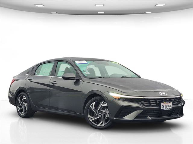 Used 2024 Hyundai Elantra Limited FWD image 2