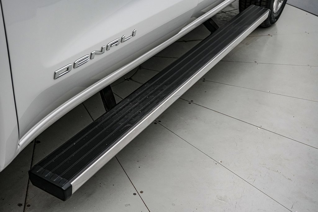 Used 2022 GMC Sierra 1500 Denali w/ Technology Package image 12