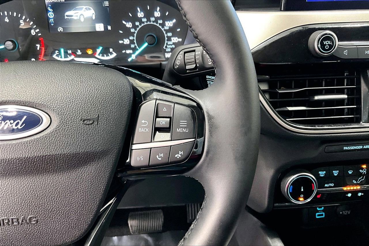 Certified 2022 Ford Escape SEL image 23