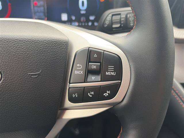 Certified 2025 Ford Explorer Active AWD/4WD image 27
