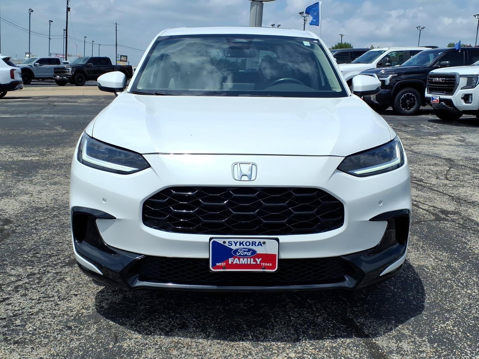 Used 2024 Honda HR-V EX-L image 2
