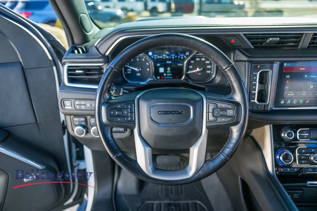 Used 2021 GMC Yukon XL Denali w/ Denali Premium Package image 12