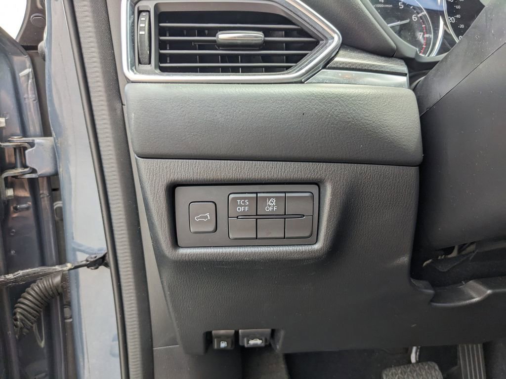 Used 2021 MAZDA CX-5 Carbon Edition image 22