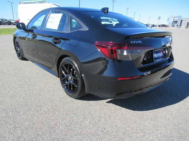 Used 2025 Honda Civic Sport image 7