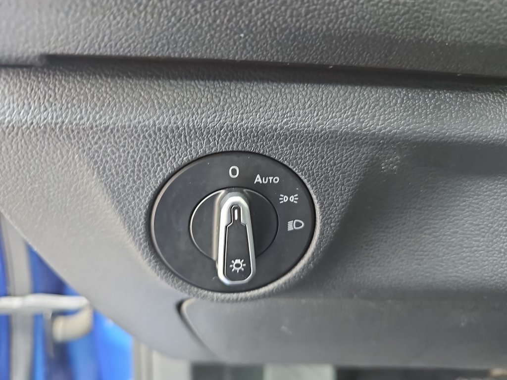 Used 2024 Volkswagen Jetta SE FWD image 24