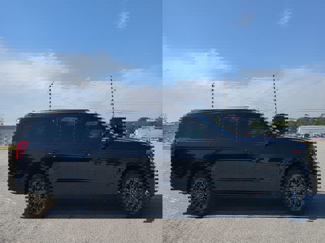 Certified 2025 Ford Expedition Max Platinum w/ Stealth Performance Package image 6