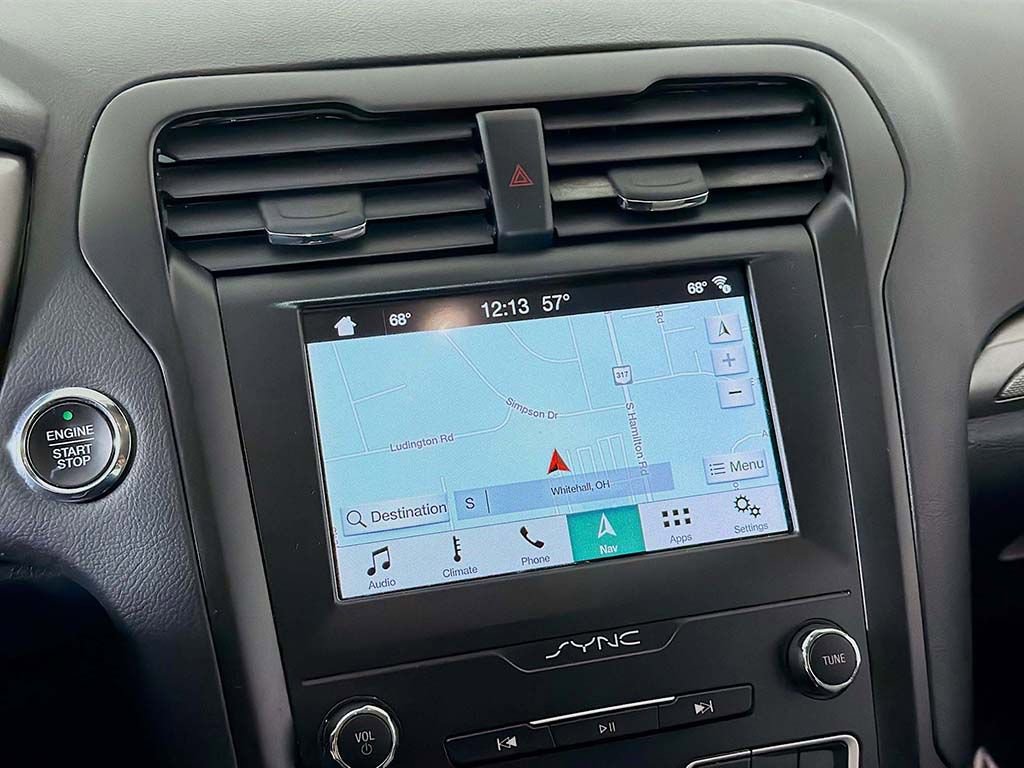 Certified 2019 Ford Fusion SE w/ Equipment Group 151A image 31