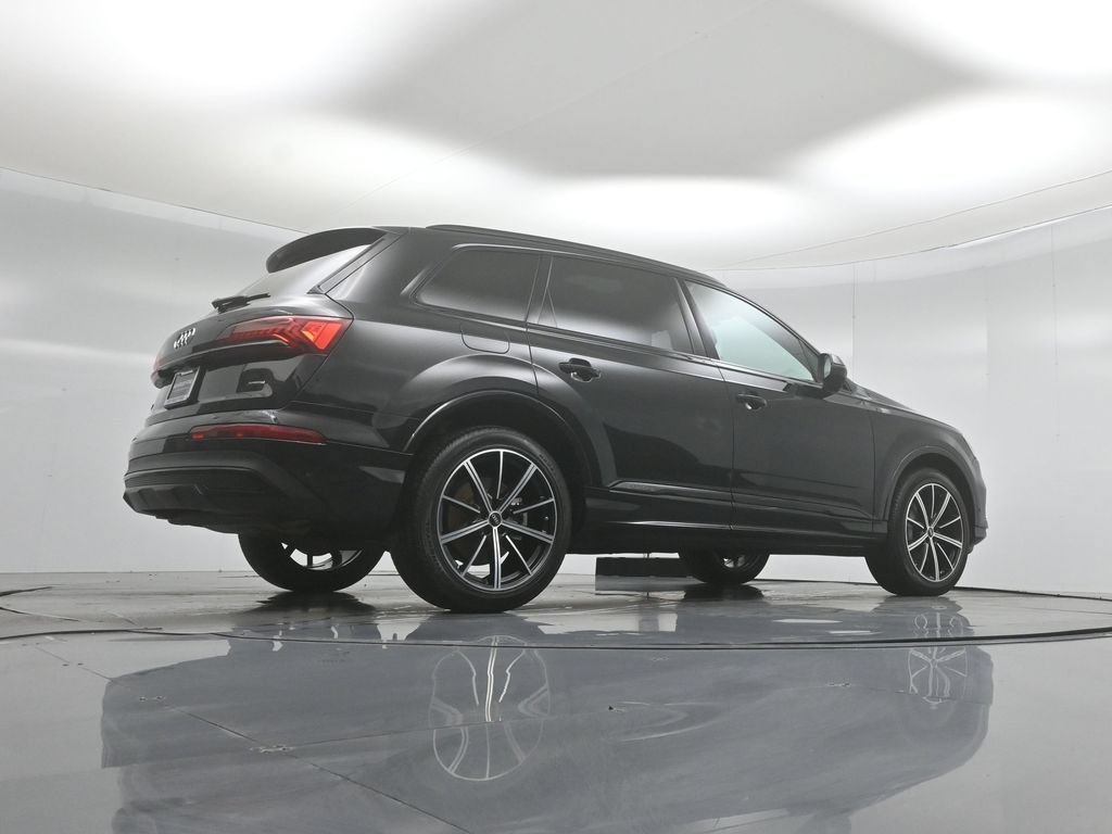 Used 2022 Audi Q7 3.0T Premium Plus w/ Premium Plus Package AWD/4WD image 49
