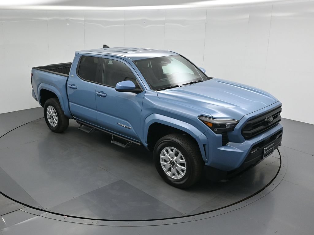 Used 2026 Toyota Tacoma SR5 AWD/4WD image 34