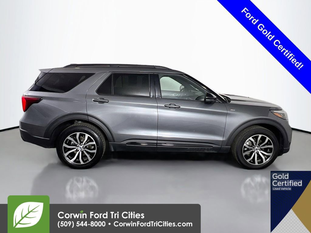 Certified 2025 Ford Explorer ST-Line image 6