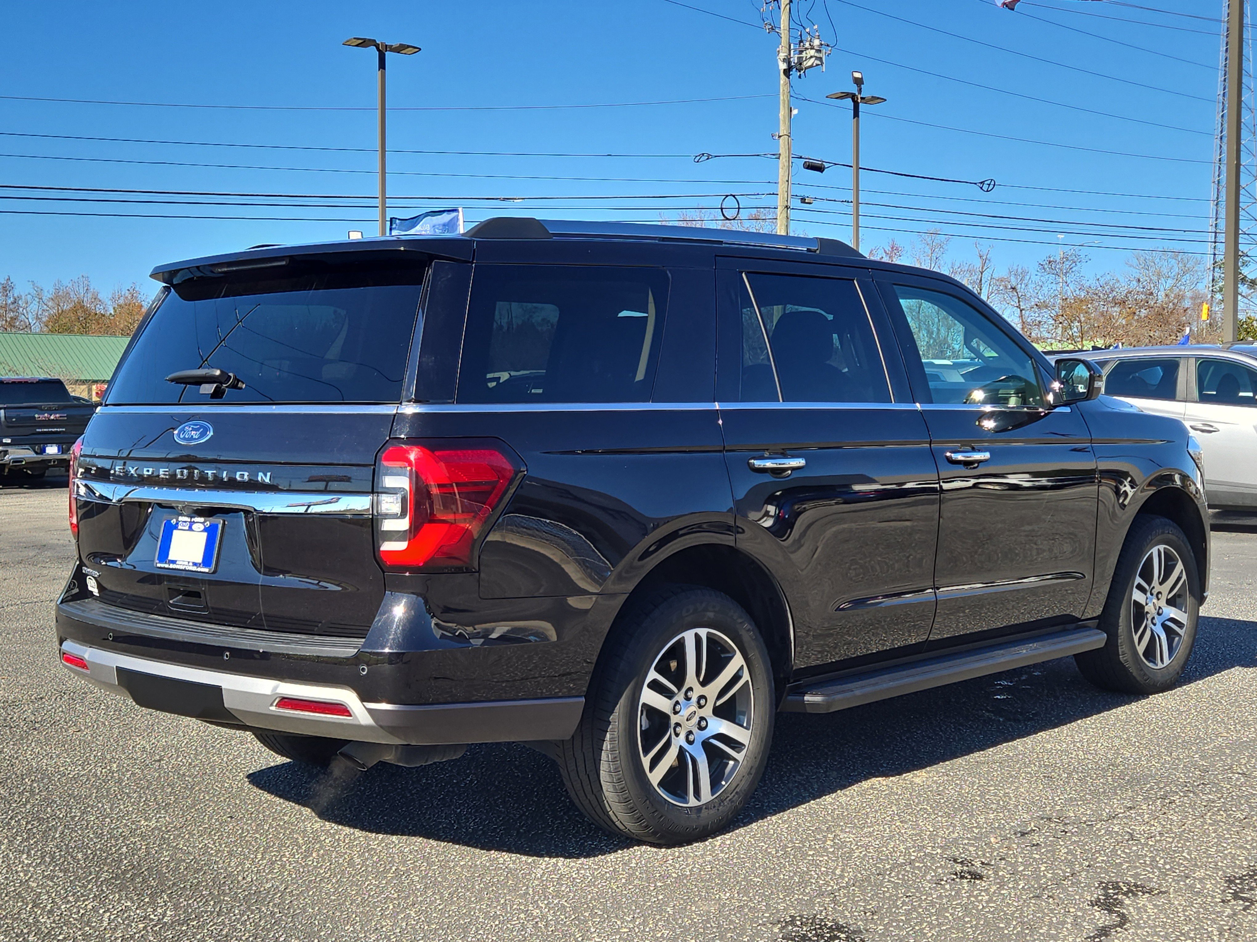 Certified 2024 Ford Expedition Limited image 4