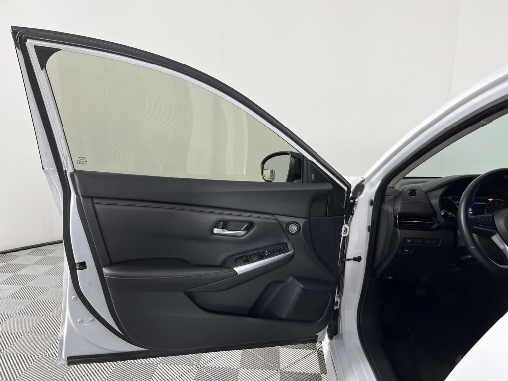 Used 2020 Nissan Sentra SR image 10