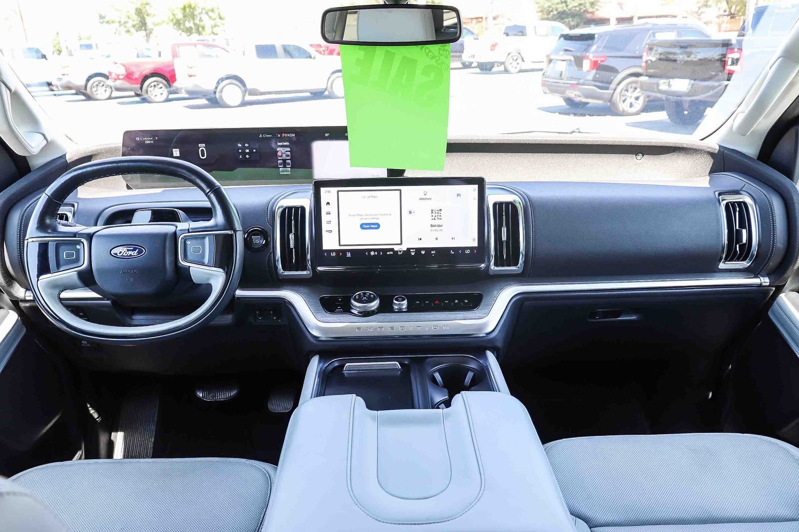 Certified 2025 Ford Expedition Platinum AWD/4WD image 12