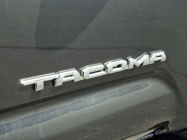 Used 2019 Toyota Tacoma SR5 AWD/4WD image 28