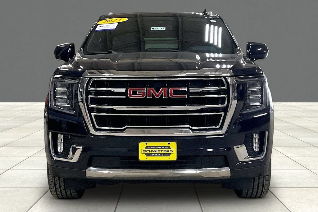 Used 2023 GMC Yukon SLT AWD/4WD image 3