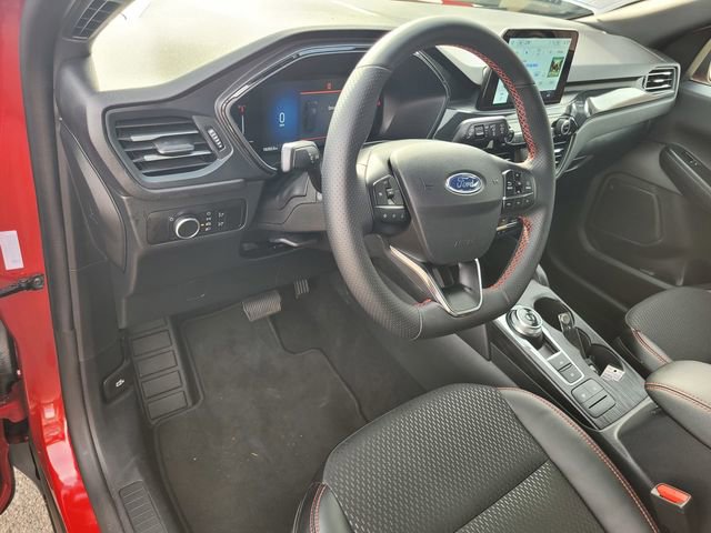 Certified 2025 Ford Escape ST-Line image 9