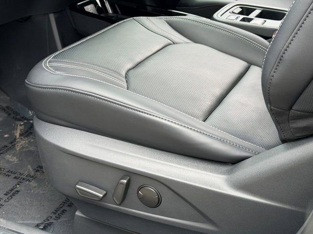 Certified 2025 Ford Mustang Mach-E Premium AWD/4WD image 31