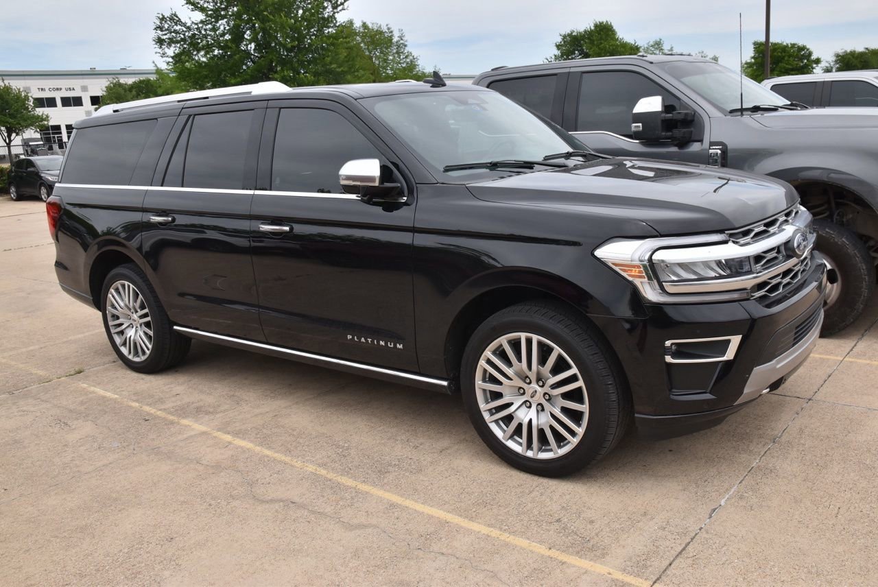 Certified 2023 Ford Expedition Max Platinum image 6