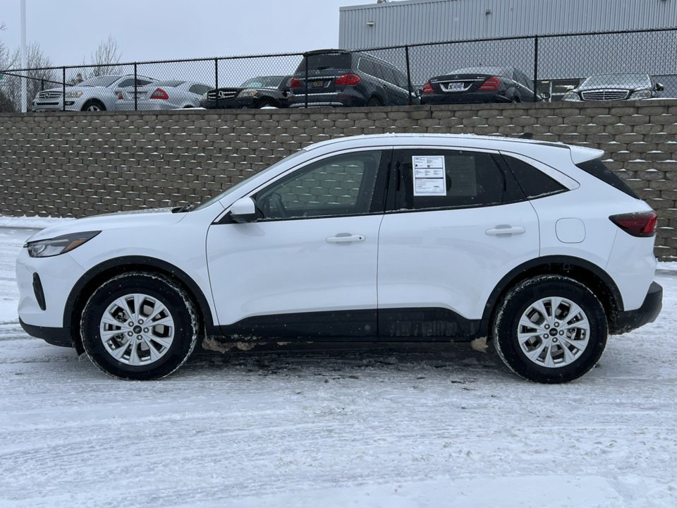 Certified 2023 Ford Escape Active w/ Tech Pack #2 image 5