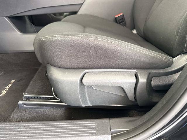 Used 2024 Nissan Rogue S AWD/4WD image 21