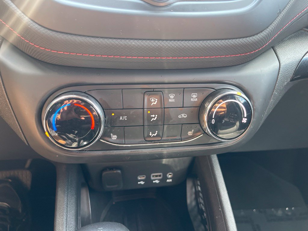 Used 2022 Chevrolet TrailBlazer RS FWD image 24