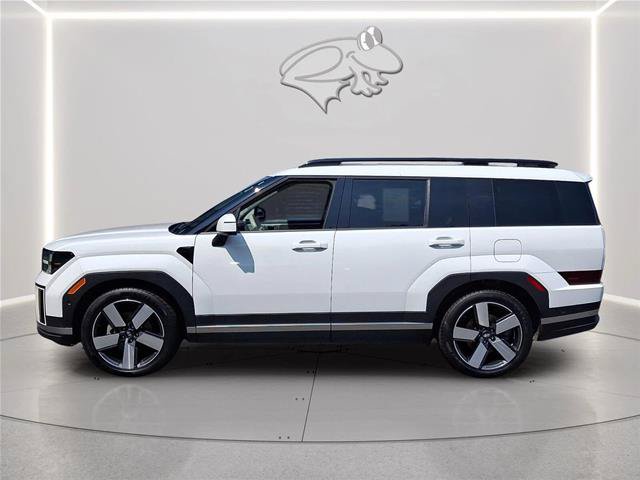 Used 2024 Hyundai Santa Fe Limited AWD/4WD image 2