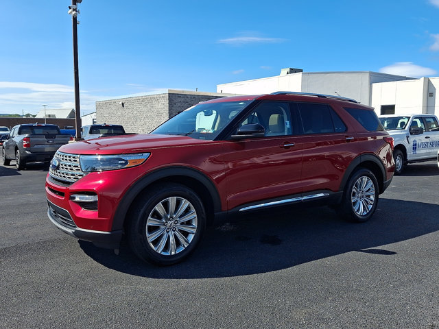 Certified 2024 Ford Explorer Limited w/ Limited Technology Package AWD/4WD image 3