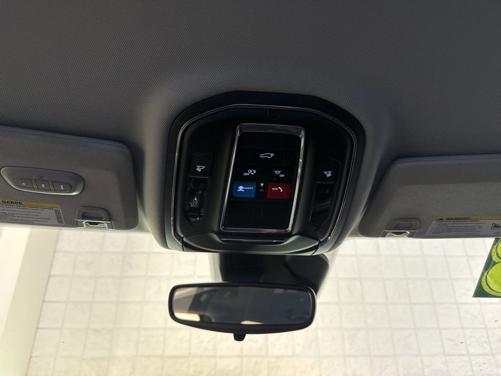 Used 2023 Jeep Grand Cherokee Limited w/ Trailer Tow Prep Group (B) image 42