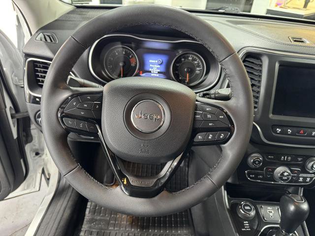 Used 2023 Jeep Cherokee Altitude Lux AWD/4WD image 12