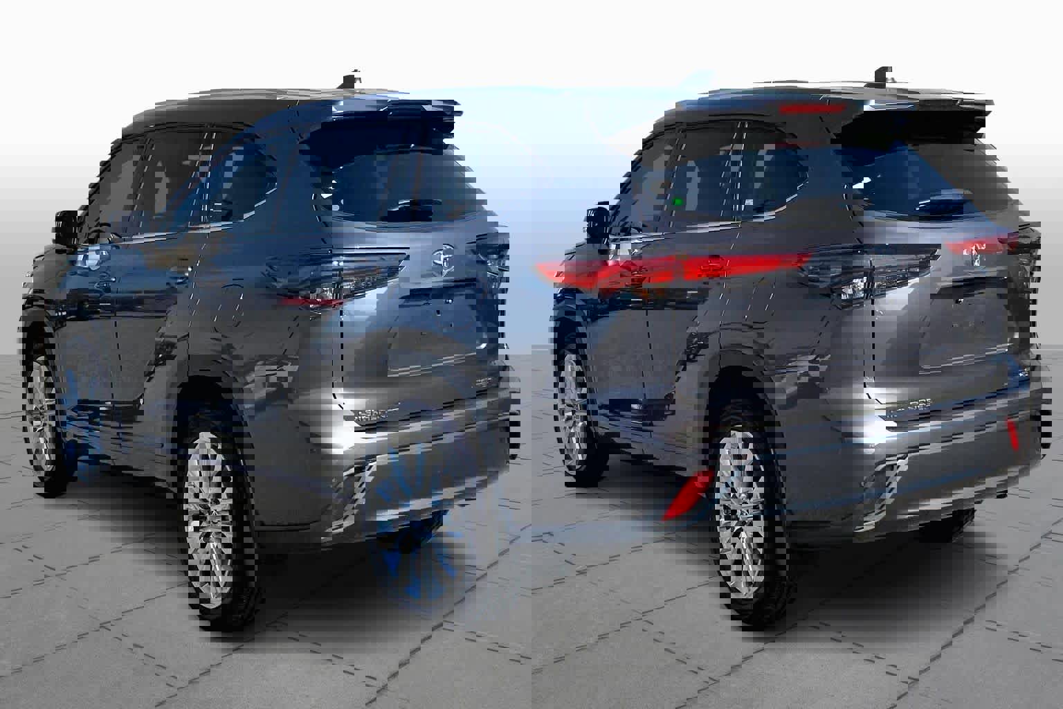 Used 2023 Toyota Highlander Limited image 11