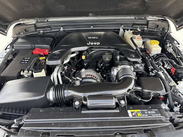 Used 2020 Jeep Wrangler Unlimited Rubicon AWD/4WD image 10