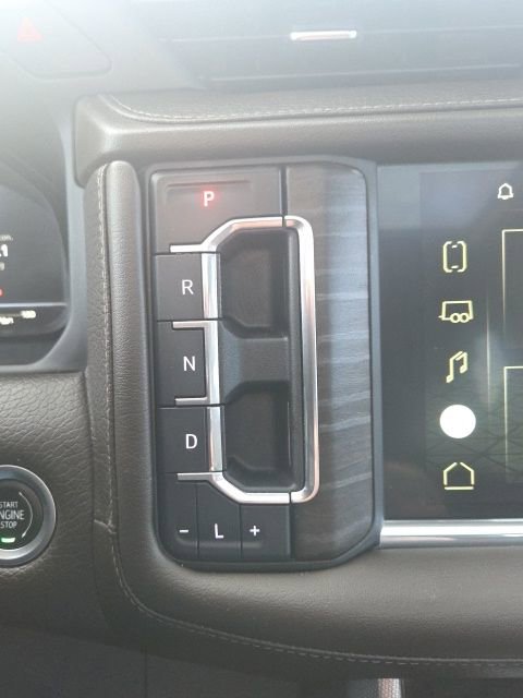 Used 2022 GMC Yukon Denali image 37