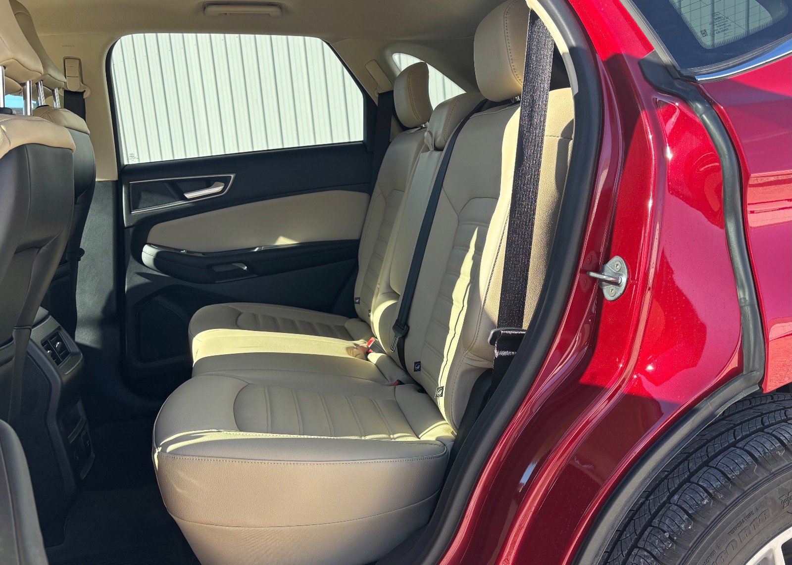 Certified 2024 Ford Edge SEL w/ Convenience Package image 24