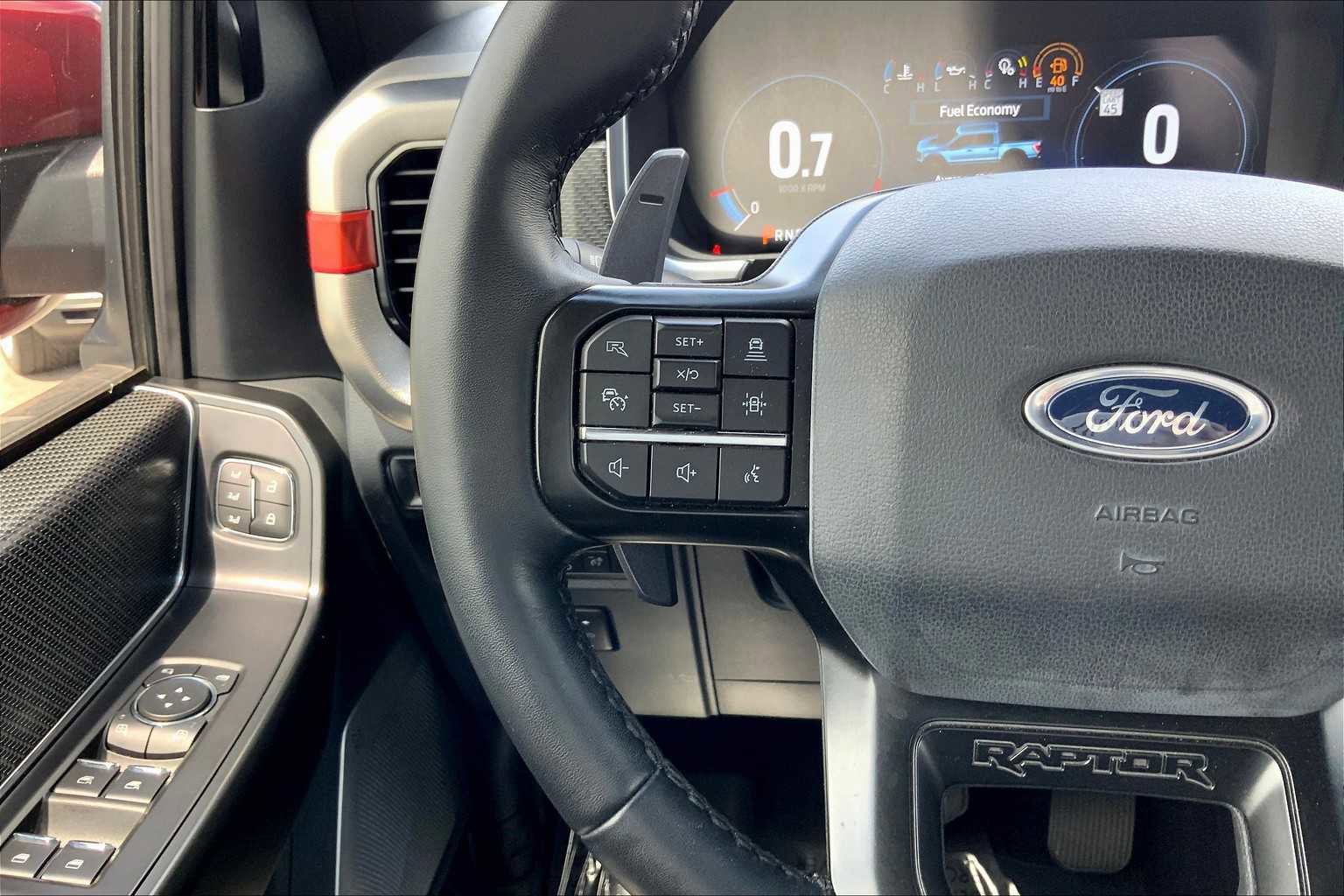 Certified 2022 Ford F150 Raptor w/ Equipment Group 801A High image 24