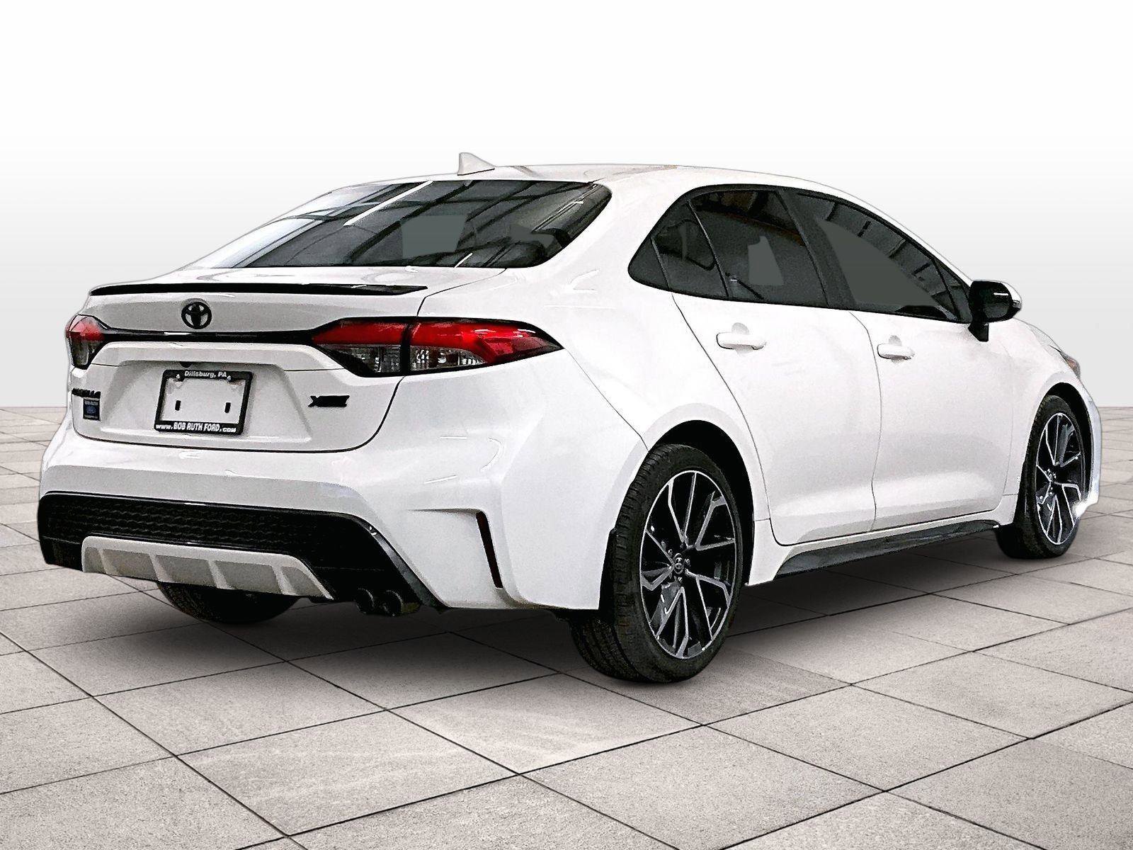 Used 2020 Toyota Corolla XSE FWD image 11