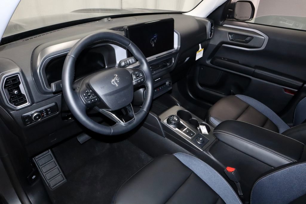 Certified 2025 Ford Bronco Sport Outer Banks w/ Outer Banks Tech Package+ AWD/4WD image 26