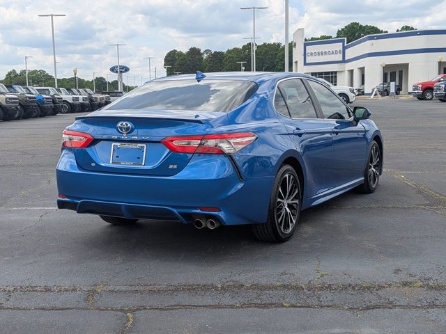 Used 2019 Toyota Camry SE w/ Audio Package FWD image 4